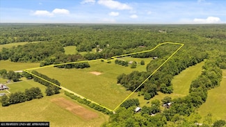 495 Baker Rd, Dickson, TN 37055