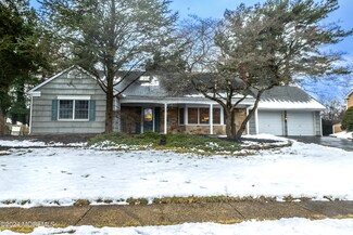 41 Irongate Ln, Matawan, NJ 07747