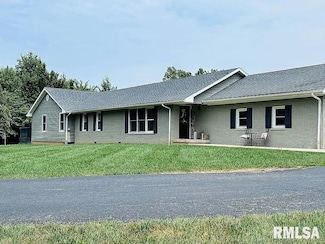 1292 County Road 700 E, Carmi, IL 62821