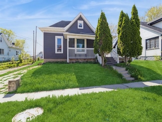 105 S 2nd St, Marshalltown, IA 50158