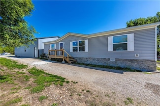 549 N Linn Valley Dr, Linn Valley, KS 66040
