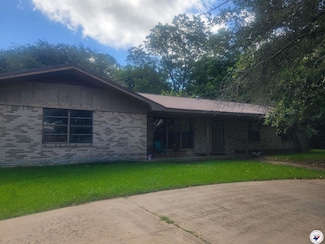 102 Hall St, New Boston, TX 75570
