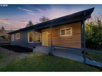 7706 SW Locust St, Portland, OR 97223