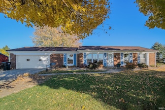 8920 S Merry Estates Dr, Silver Lake, IN 46982