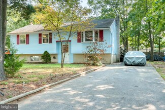 136 Idle Lake Rd, Franklinville, NJ 08322
