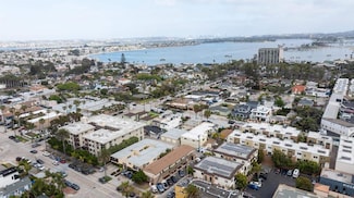 835 Thomas Ave, San Diego, CA 92109
