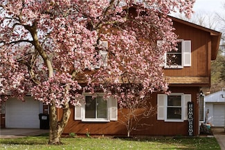6247 Kirkwall St, Madison, OH 44057