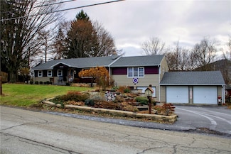 6904 E William Street Extension, Bath, NY 14810
