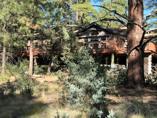 306 Indian Hill Unit 306, Iron Springs, AZ 86305