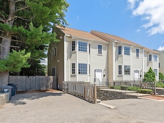 51 Loomis St Unit 51, Cambridge, MA 02138