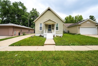 1006 S Adelaide St, Normal, IL 61761
