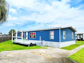 207 Louisiana Dr, Mexico Beach, FL 32456