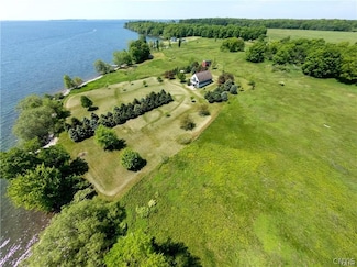 3972 Carleton Island Rd 1, Cape Vincent, NY 13618