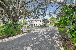 2900 Greenbriar Blvd, Wellington, FL 33414