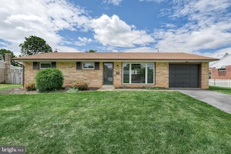 120 Winston Dr, Mechanicsburg, PA 17055