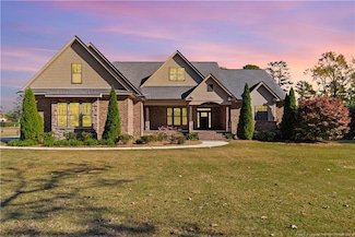 371 Chicora Club Dr, Dunn, NC 28334