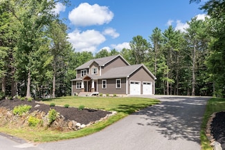 2 Winding Ridge Way, Freeport, ME 04032