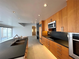 17107 Knots Landing, Addison, TX 75001