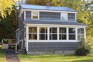 27 Elm St, Randolph, ME 04346