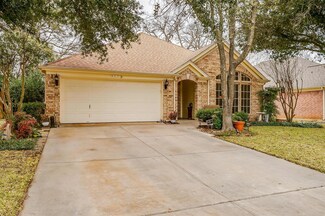 617 Oakbrook Dr, Burleson, TX 76028