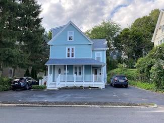 15 Pennsylvania Ave Unit 1, Newton Upper Falls, MA 02464