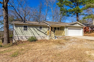2704 W Greenbrier, Benton, AR 72015