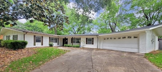 1979 Worley Ln, Montgomery, AL 36106