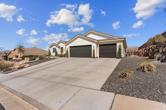 991 E High Noon Cir, Washington, UT 84780