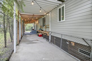 2110 Kent Ave W, Bremerton, WA 98312