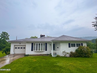 2715 16th St, Altoona, PA 16601