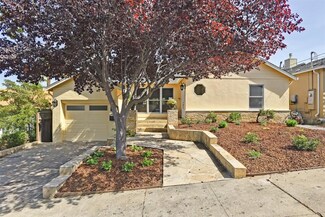 2681 Thornhill Dr, San Carlos, CA 94070