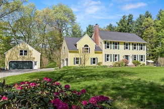 241 Farnum St, North Andover, MA 01845