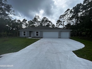 31 Palm Leaf Ln, Palm Coast, FL 32164
