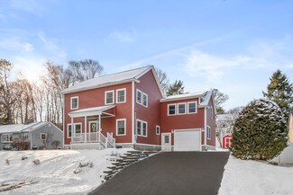 30 Seward Rd, Stoneham, MA 02180