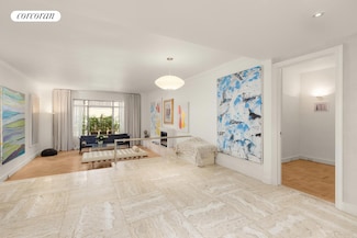 150 Central Park S Unit 906, New York, NY 10019