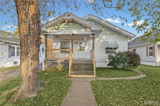 259 S 7th St, Wood River, IL 62095