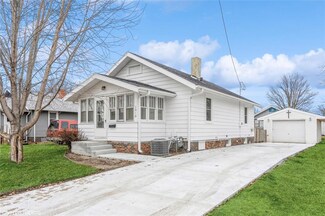 1010 N 5th Ave E, Newton, IA 50208
