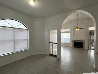 3046 Beacon Field Dr, San Antonio, TX 78245