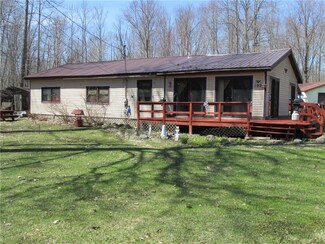 102 Sea Lion Dr, Mayville, NY 14757