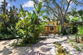 5909 Mohr Rd, Tampa, FL 33615