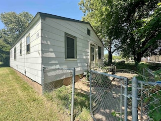 4636 E Harry St, Wichita, KS 67218