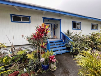 94-5802 Aouli Place, Naalehu, HI 96771