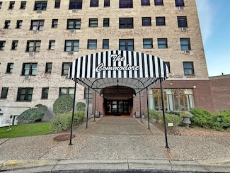 79 Western Ave N Unit 606, Saint Paul, MN 55102