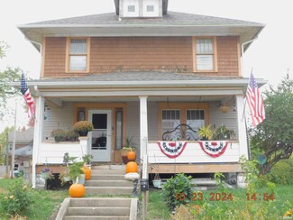 1201 S Elm St, Muncie, IN 47302