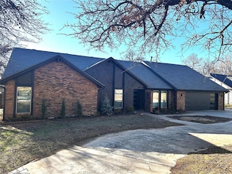 409 Country Ln, Oklahoma City, OK 73130