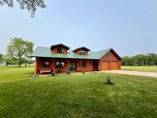 67 South Shores, Sullivan, IL 61951