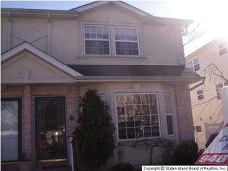 60 Pitney Ave, Staten Island, NY 10309
