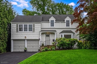 67 Dodd St, Glen Ridge, NJ 07028