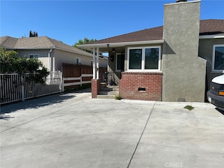14615 Wyandotte St, Van Nuys, CA 91405