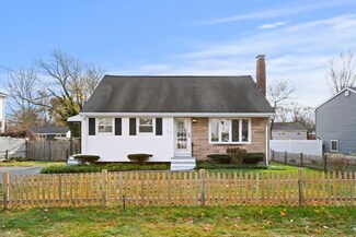17 Armiston St, Brockton, MA 02302